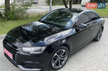 Седан Audi A4 2019 в 