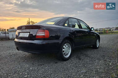 Седан Audi A4 1999 в 