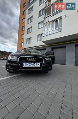 Седан Audi A4 2015 в 