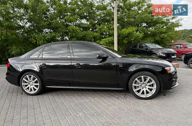 Седан Audi A4 2014 в 