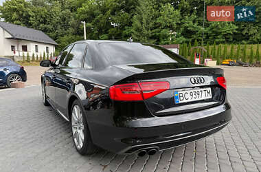 Седан Audi A4 2014 в 
