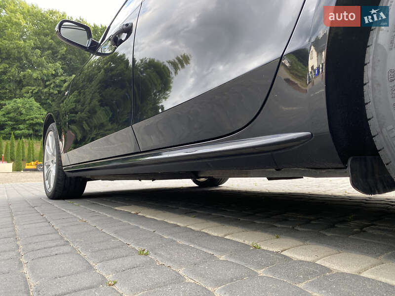 Седан Audi A4 2014 в Львове