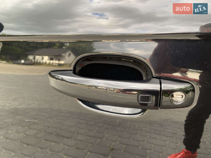 Седан Audi A4 2014 в Львове