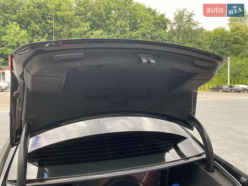 Седан Audi A4 2014 в Львове