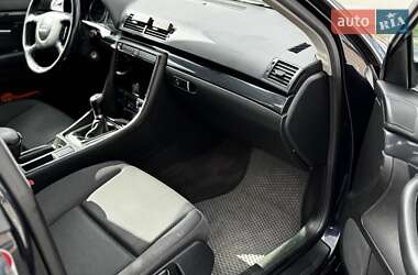 Седан Audi A4 2002 в 