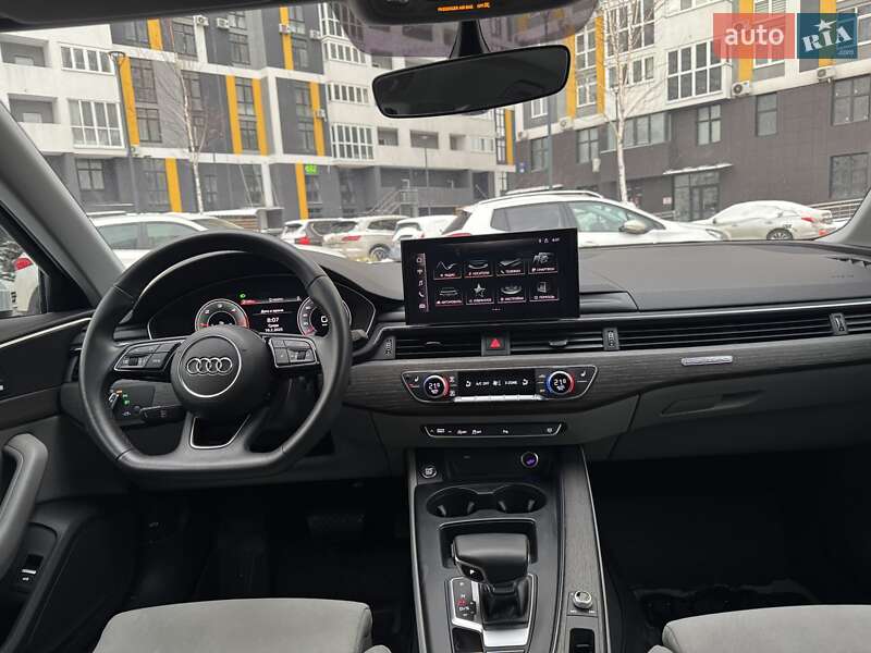 Седан Audi A4 2021 в Броварах