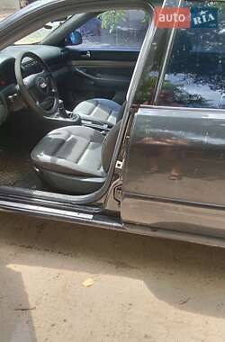 Универсал Audi A4 1999 в 