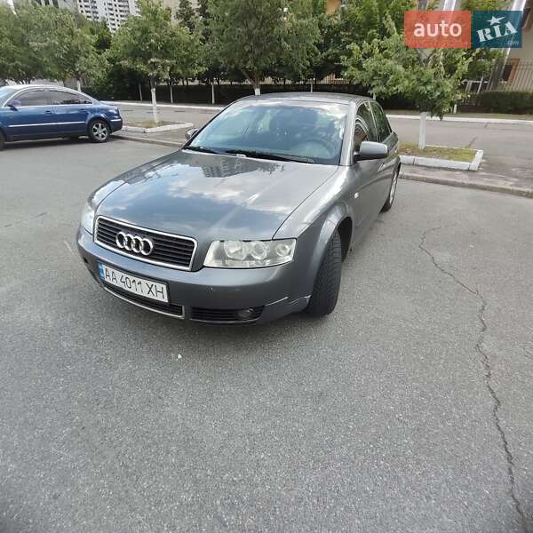 Седан Audi A4 2001 в Киеве