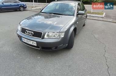 Седан Audi A4 2001 в 