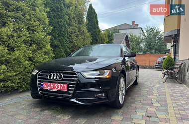Седан Audi A4 2015 в 
