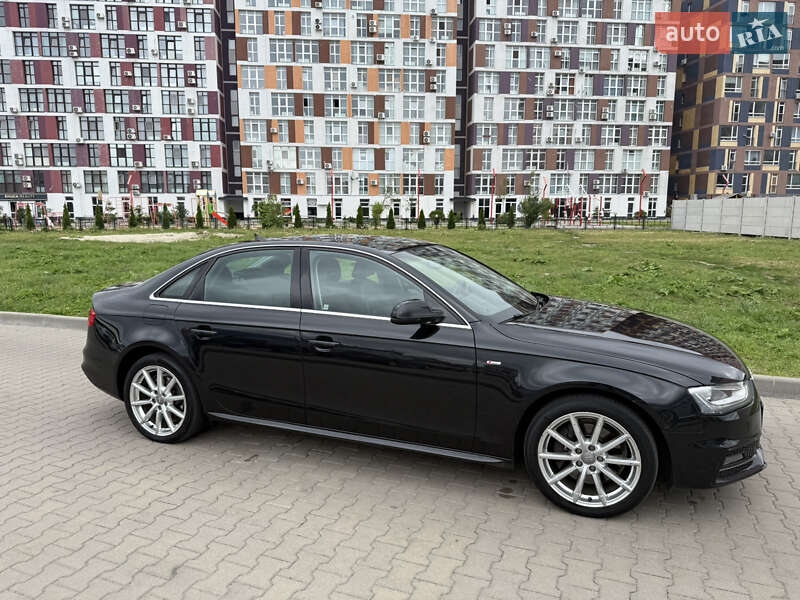Седан Audi A4 2013 в 