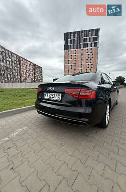 Седан Audi A4 2013 в 