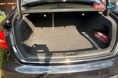 Седан Audi A4 2013 в 