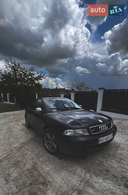 Седан Audi A4 1996 в Ходорове