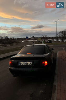 Седан Audi A4 1996 в 
