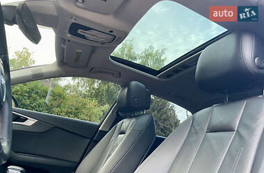 Седан Audi A4 2016 в 