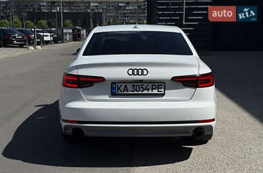 Седан Audi A4 2016 в 