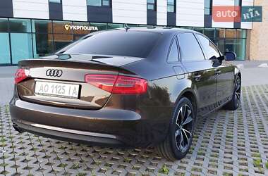 Седан Audi A4 2013 в 