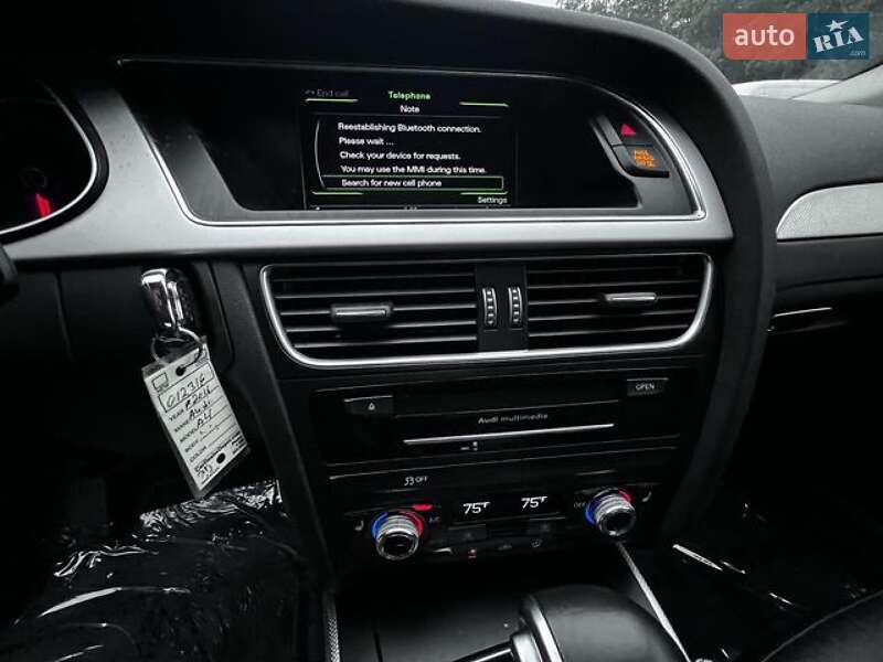 Седан Audi A4 2015 в Львове
