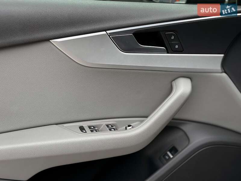 Універсал Audi A4 2017 в Львові
