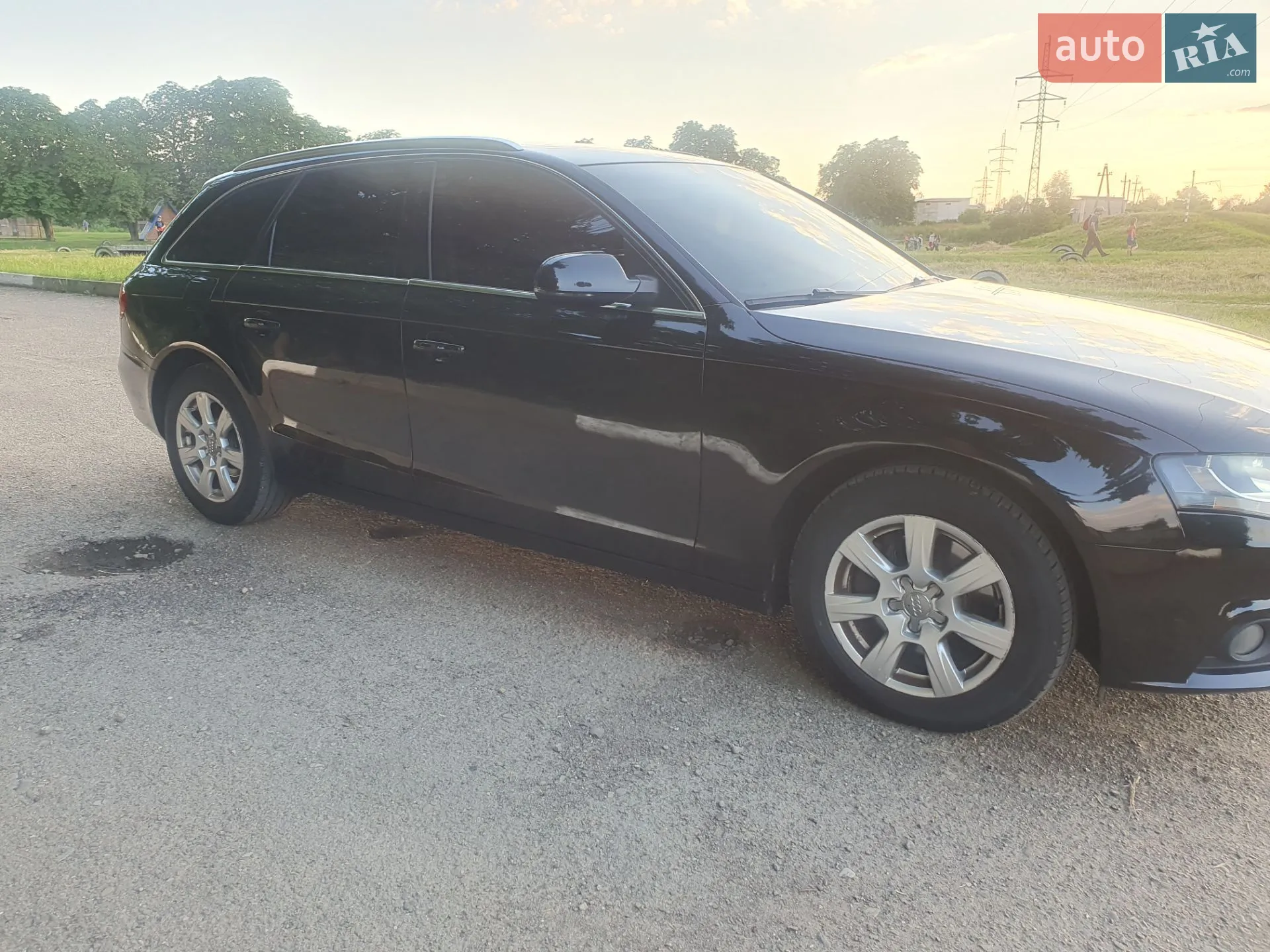 2011 Audi A4 - мініатюра 2