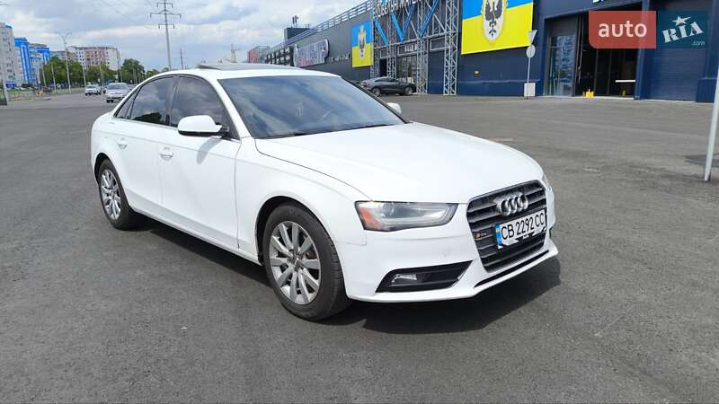 Седан Audi A4 2012 в Чернигове