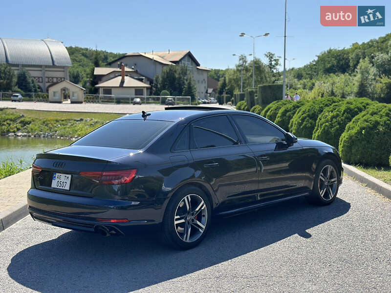 Седан Audi A4 2016 в Днепре