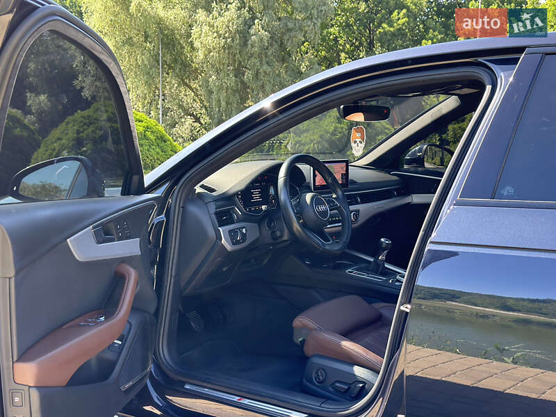 Седан Audi A4 2016 в Днепре