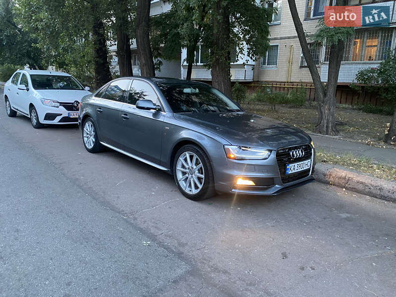Седан Audi A4 2013 в Киеве