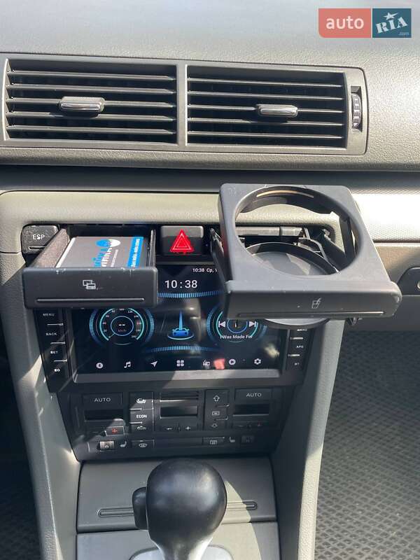 Универсал Audi A4 2003 в Надворной