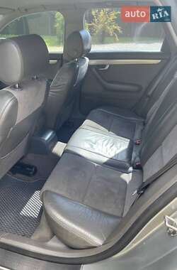 Универсал Audi A4 2003 в 