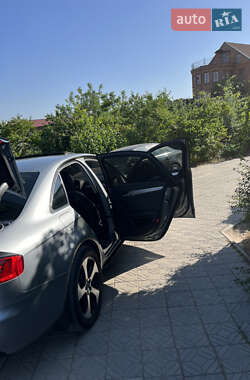 Седан Audi A4 2009 в 