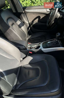 Седан Audi A4 2009 в 