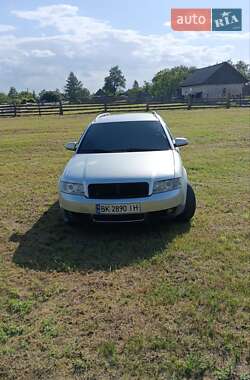 Универсал Audi A4 2001 в 