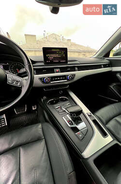 Седан Audi A4 2017 в 