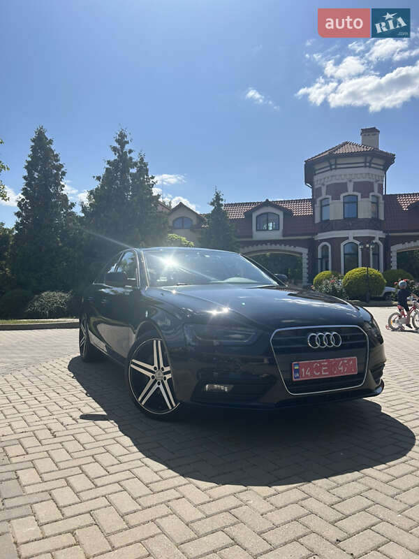 Седан Audi A4 2013 в Одессе