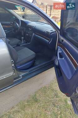 Седан Audi A4 1995 в 