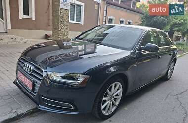 Седан Audi A4 2015 в 