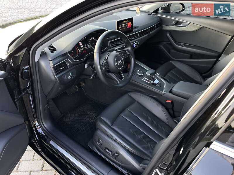 Седан Audi A4 2019 в Львове