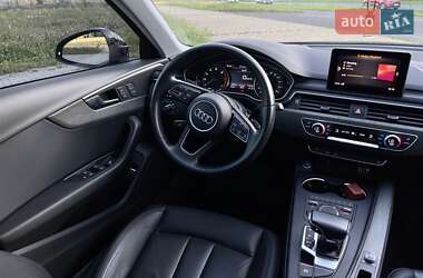 Седан Audi A4 2019 в 