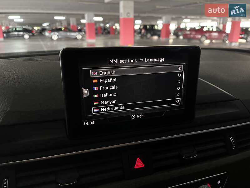 Седан Audi A4 2019 в Львове