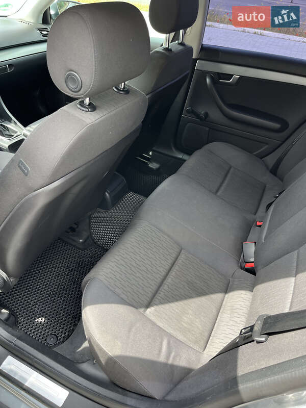 Универсал Audi A4 2005 в Киеве