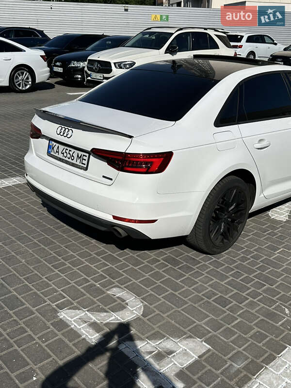 Седан Audi A4 2016 в Одессе