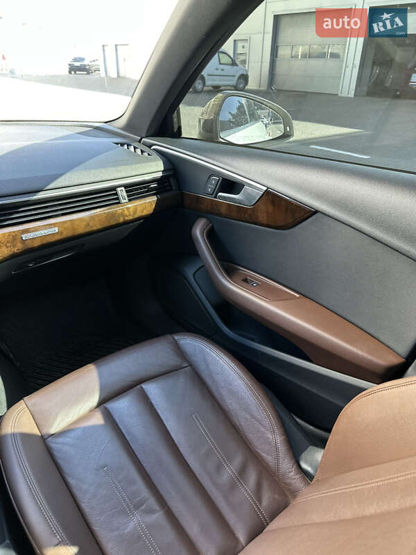 Седан Audi A4 2016 в Одессе