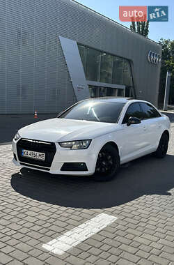 Седан Audi A4 2016 в Одессе