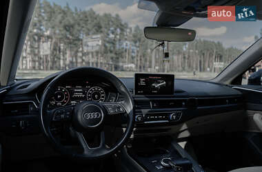 Седан Audi A4 2018 в 