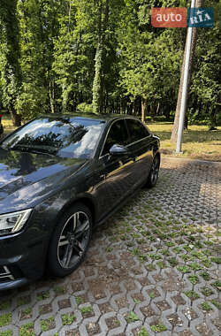 Седан Audi A4 2016 в 