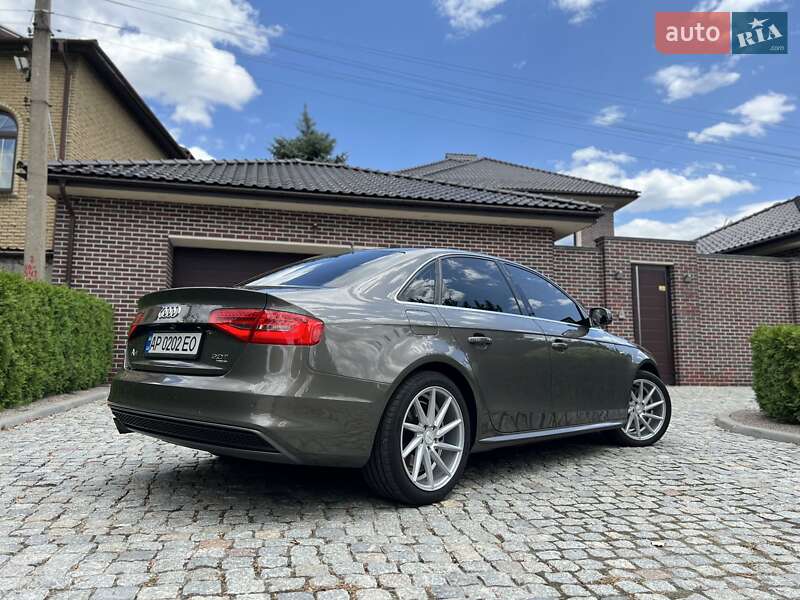 Седан Audi A4 2014 в Днепре