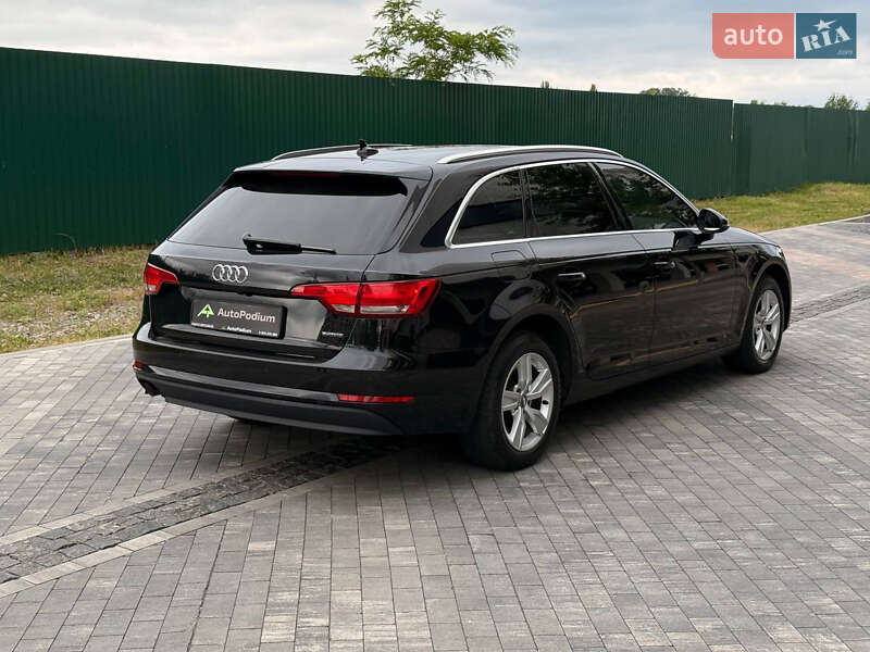 Универсал Audi A4 2017 в Киеве