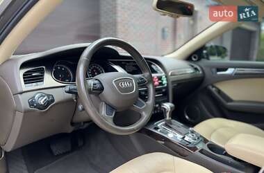 Седан Audi A4 2014 в 